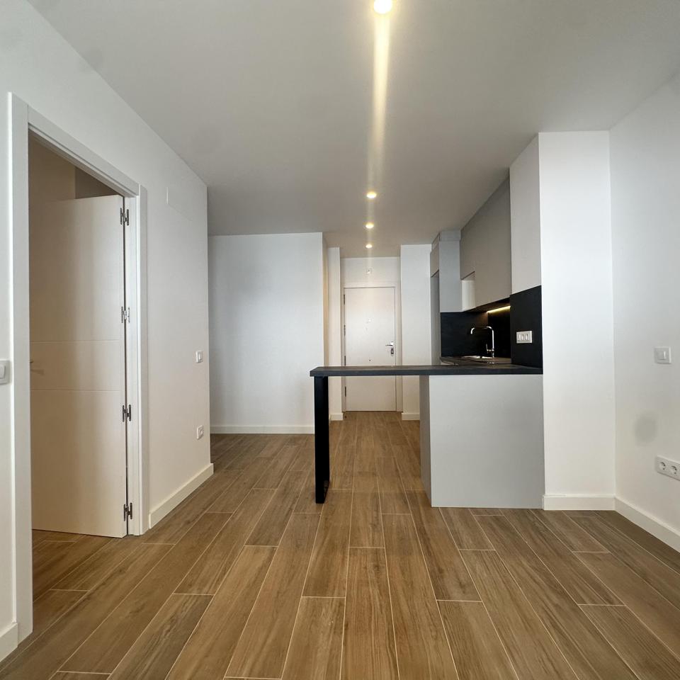pisos en alcobendas · calle-de-velarde-28100 1200€