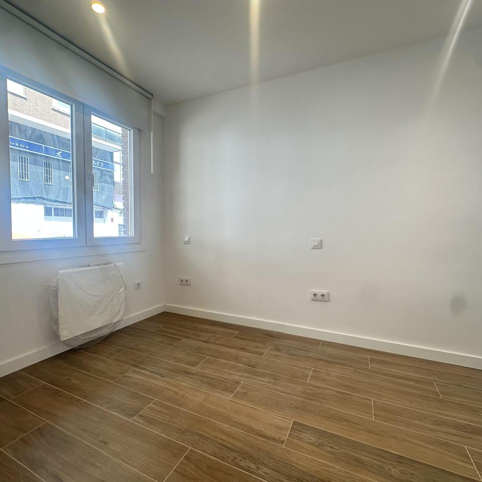 pisos en alcobendas · calle-de-velarde-28100 1200€