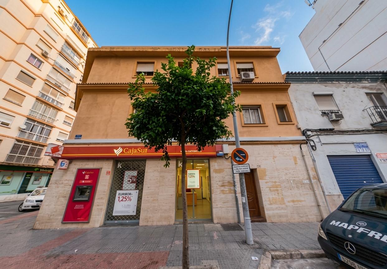 foto de LOCAL COMERCIAL EN EUGENIO GROSS, MALAGA