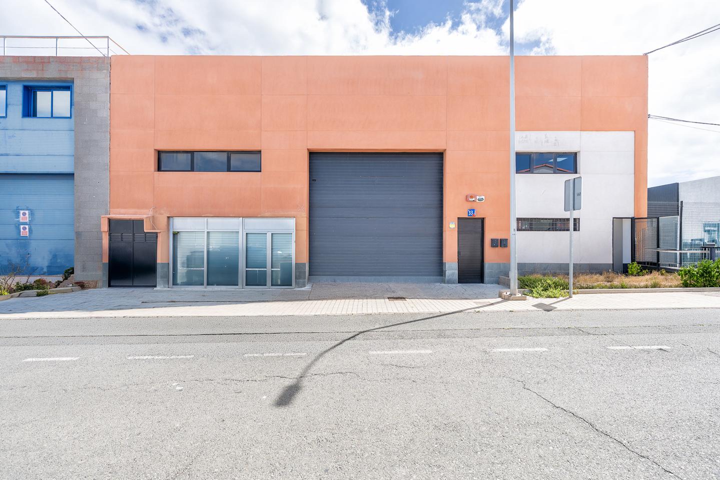 Nave industrial en Calle de los Peregrinos 33, Telde, Las Palmas de 700 m2