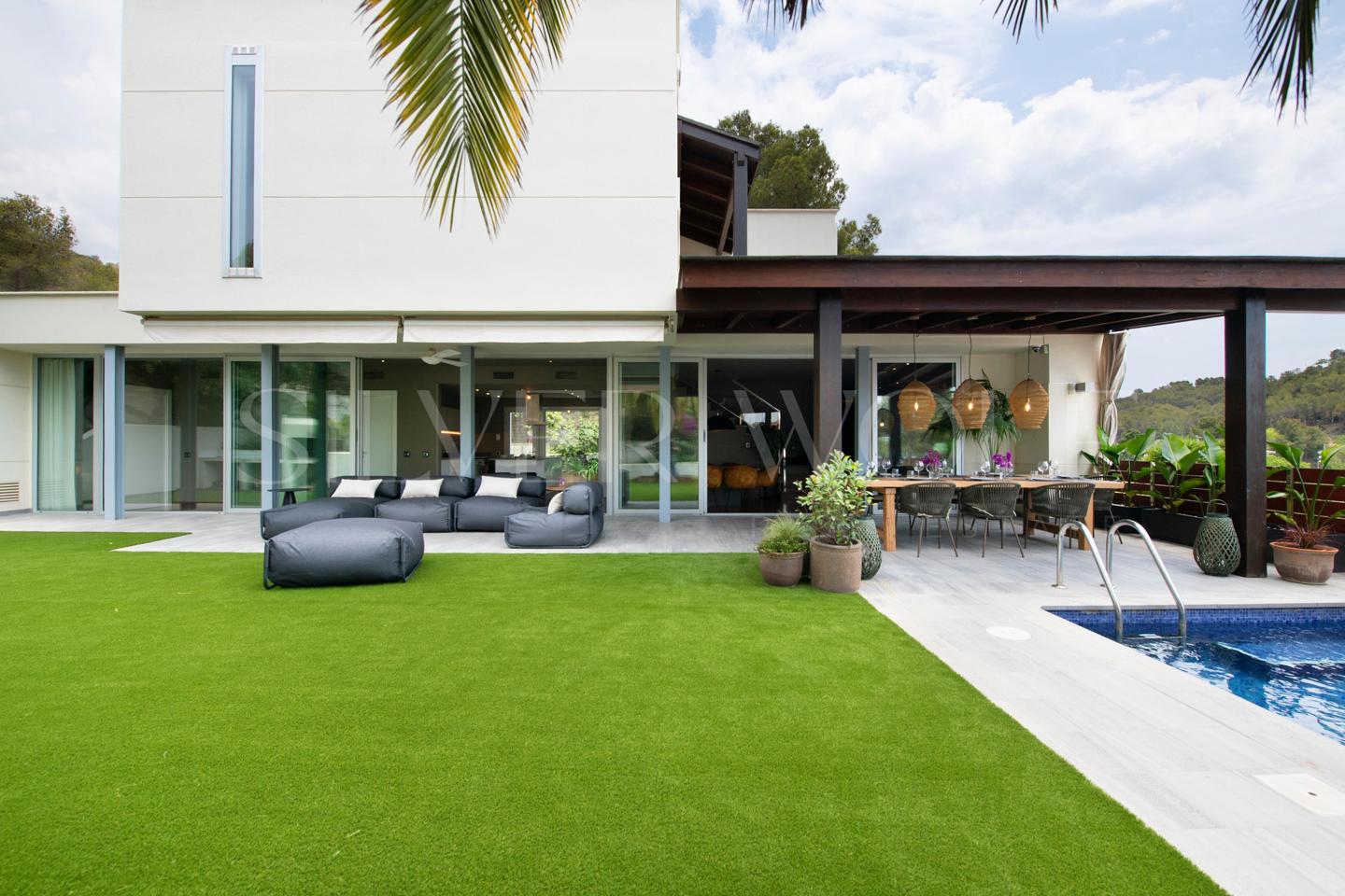 Casa / chalet en Carrer Sant Jordi, Sant Pere de Ribes, Barcelona de 345 m2