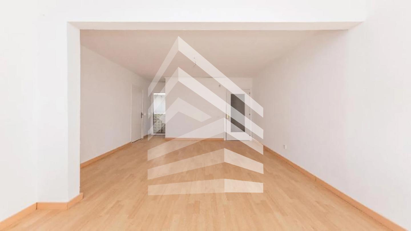 atico en santa-coloma-de-gramenet · carrer-pintor-rosales-08913 263350€