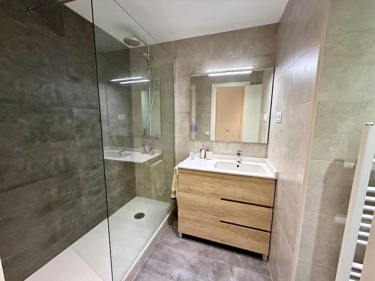 piso en montcada-i-reixac · montcada-centro 250000€