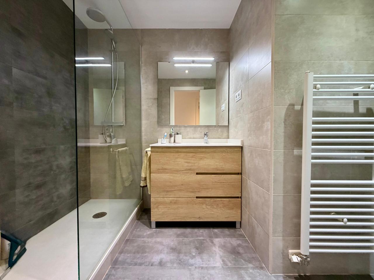 piso en montcada-i-reixac · montcada-centro 250000€