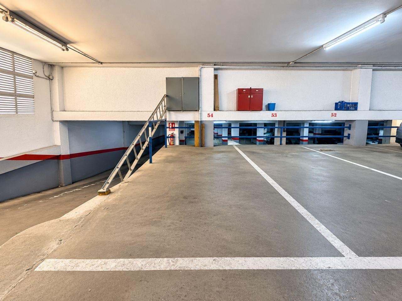 Plaza de parking en Avinguda de l'Anselm de Riu, Santa Coloma de Gramenet, Barcelona de 10 m2