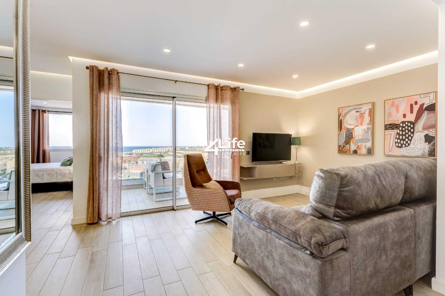 Piso en Playa Paraiso, Adeje de 104 m2