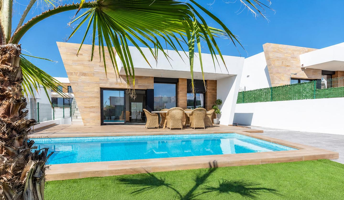 Casa / chalet en Carrer d'Equador, Finestrat, Alicante de 155 m2