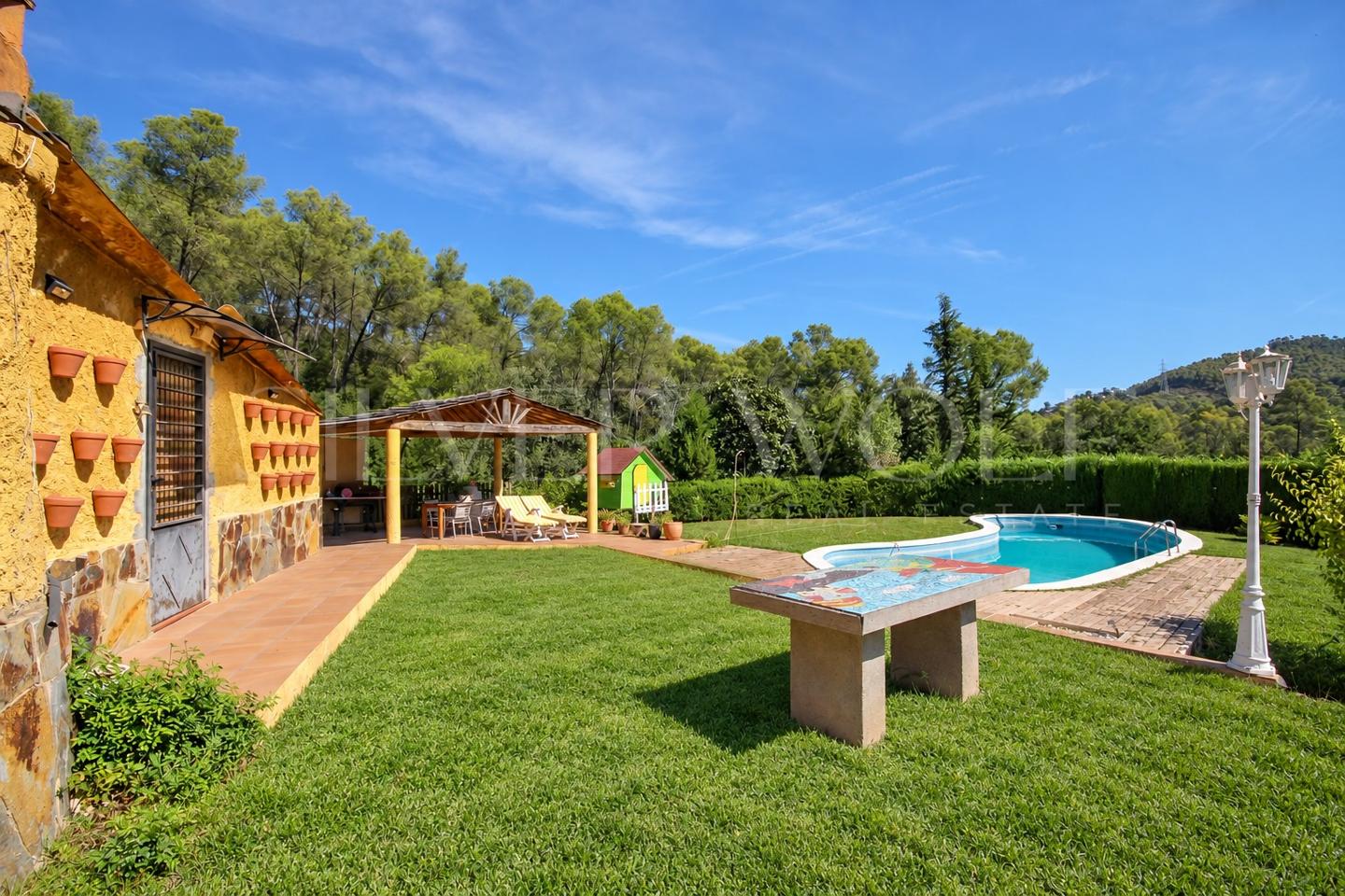 Casa / chalet en Carrer Montseny, Cervelló, Barcelona de 320 m2