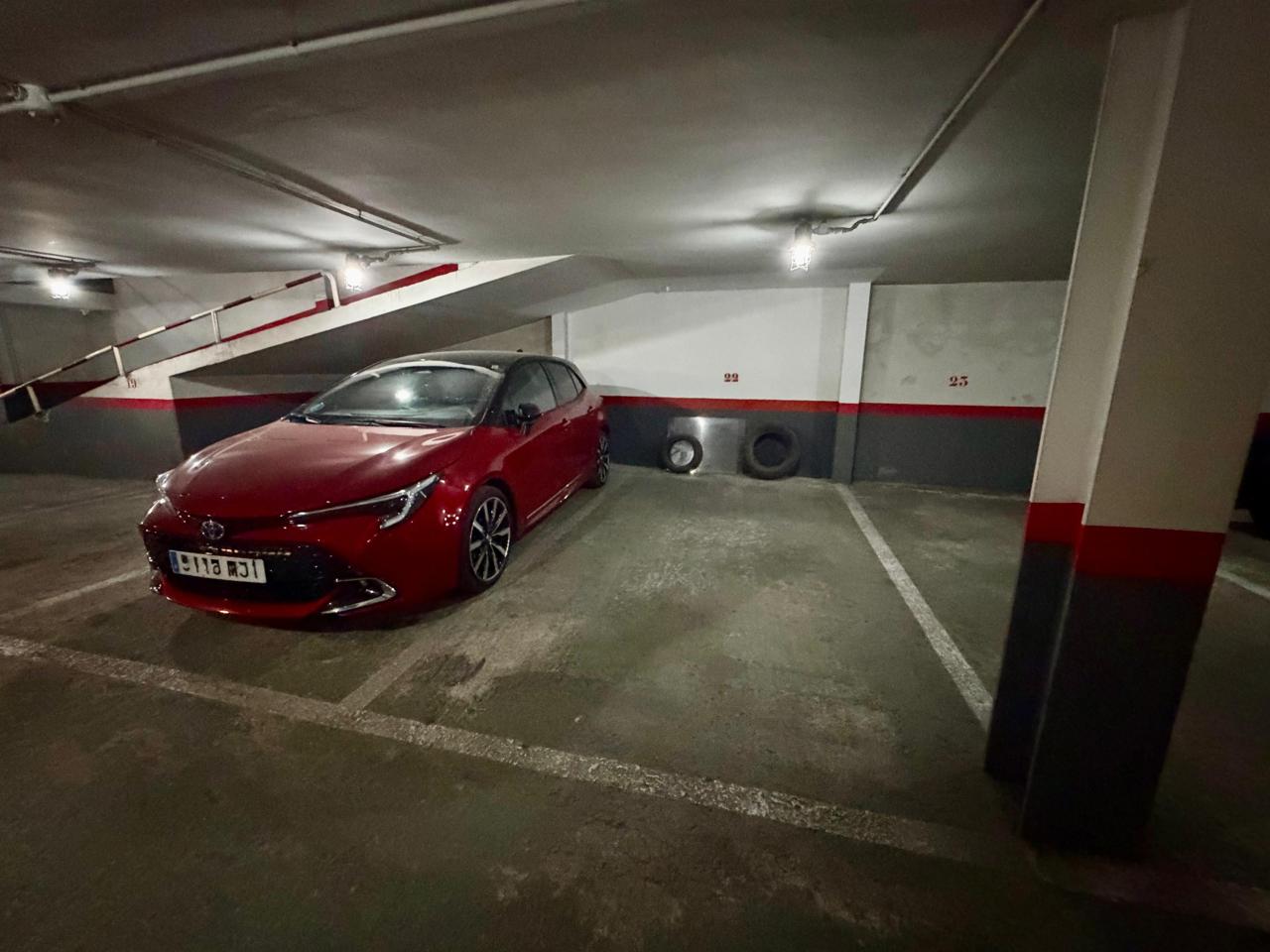 plaza-de-parking en montcada-i-reixac · montcada-centro 22000€
