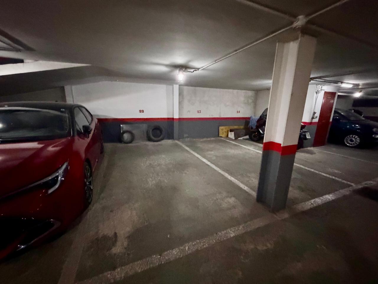 plaza-de-parking en montcada-i-reixac · montcada-centro 22000€