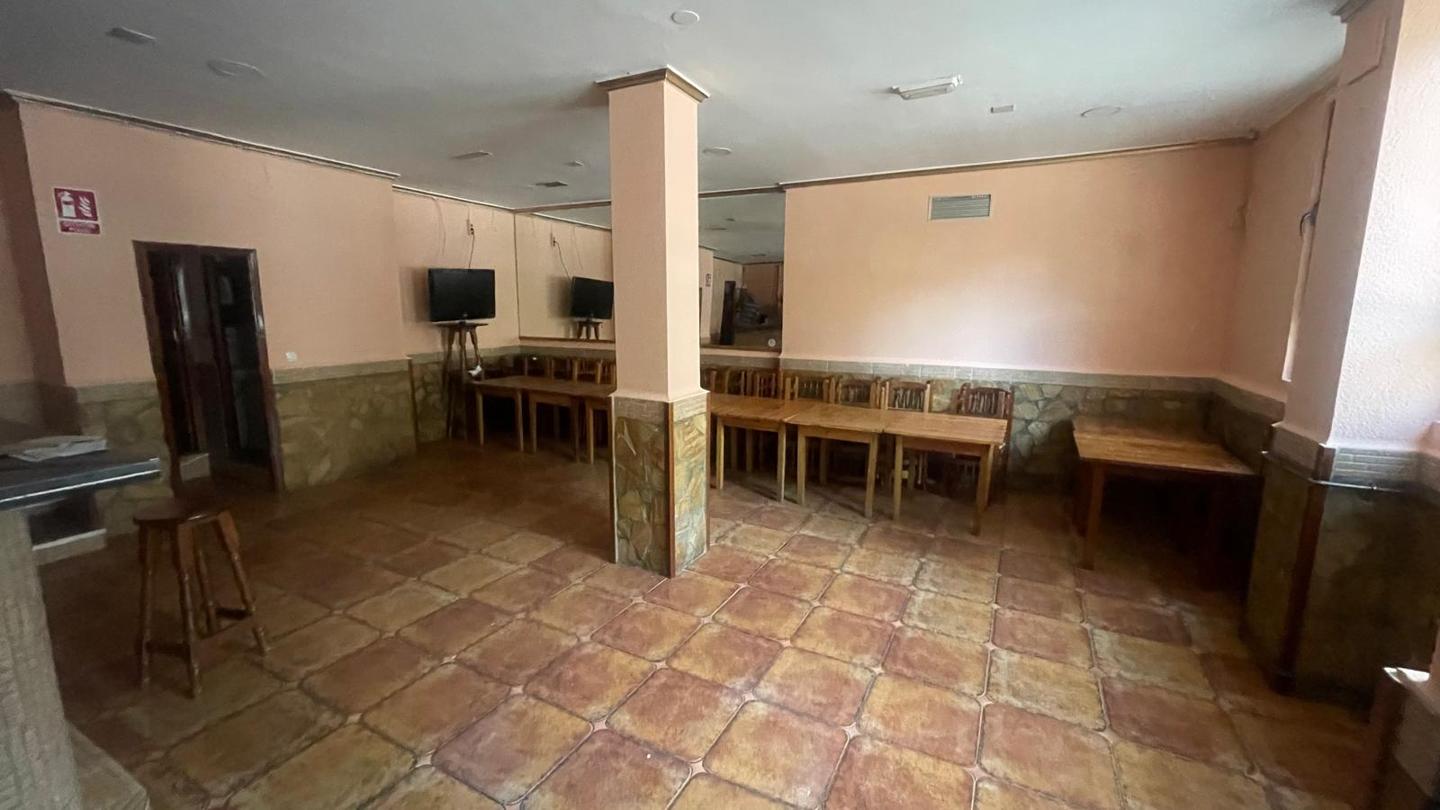 Local en Avenida de Molinaseca, Ponferrada, León de 100 m2