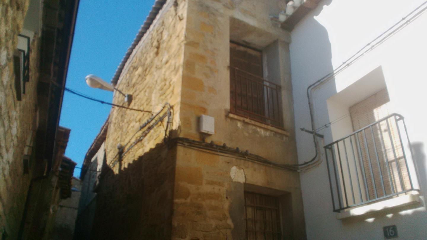 Villa in Calle Sierlas 18, Luna, Zaragoza of 353 m2