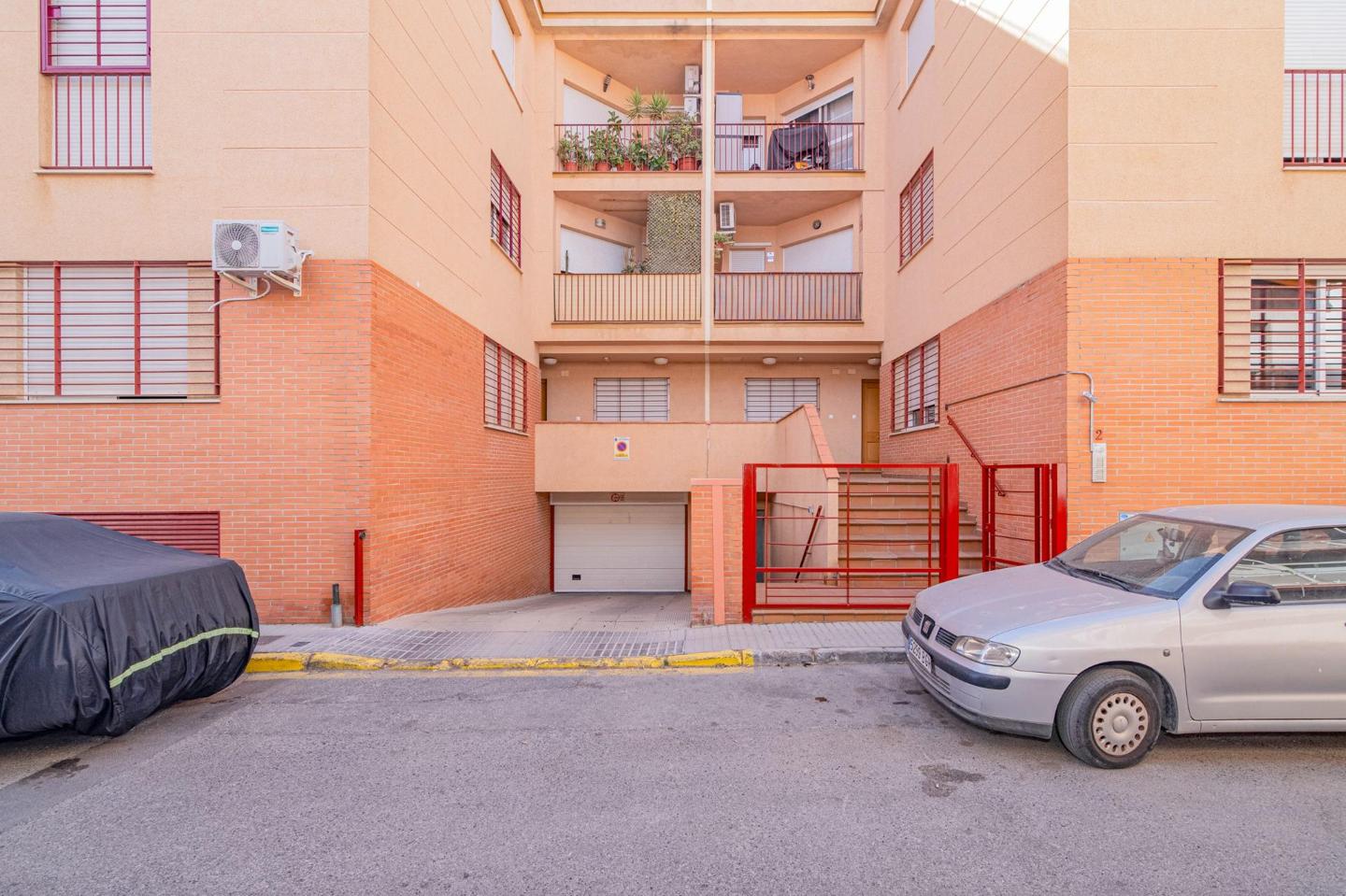Piso en Calle Jazmín, Las Gabias, Granada de 76 m2