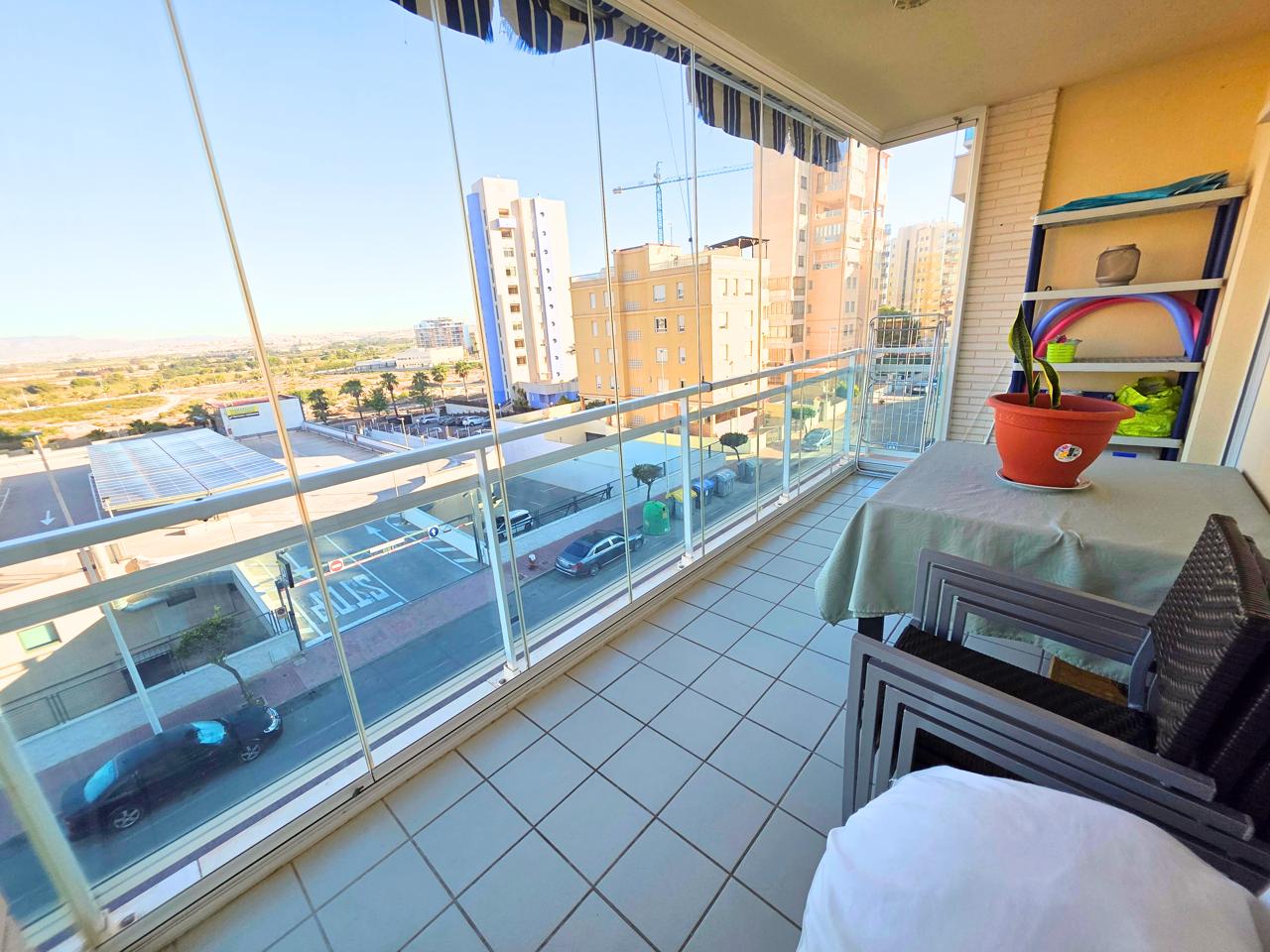 Piso en Carrer la Fonteta 16, Guardamar del Segura, Alicante de 90 m2
