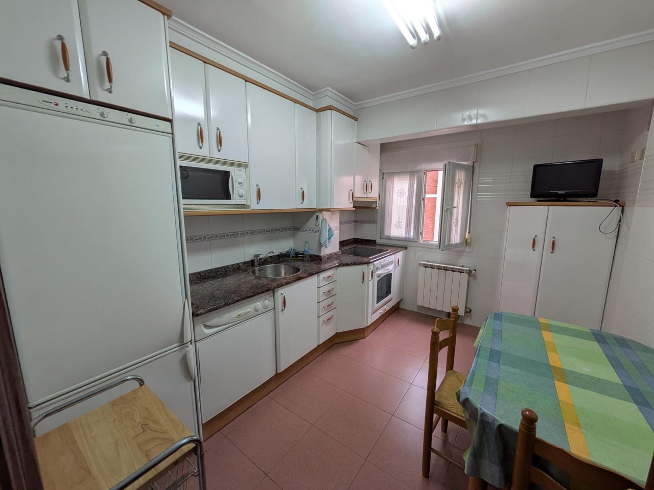 piso en amorebieta · abasolo-apezpiku-48340 280000€