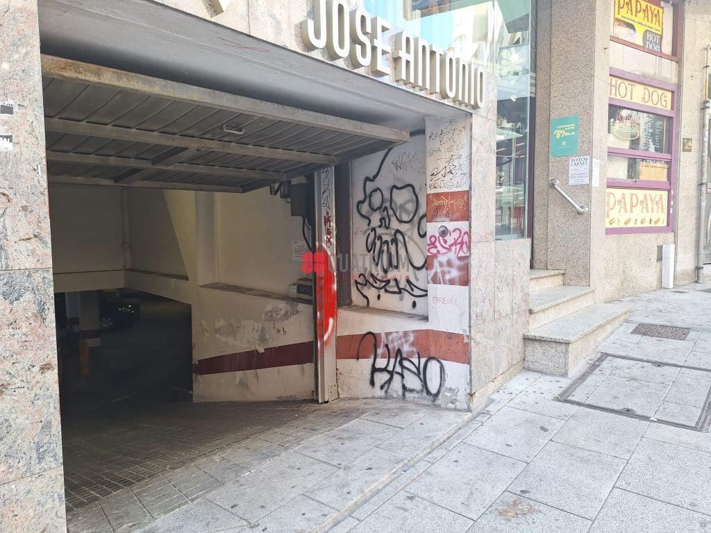 Plaza de parking en Rúa Nova de Abaixo, Santiago de Compostela, A Coruña de 10 m2