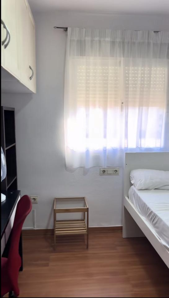 Habitación en Calle Jano, Málaga, Málaga de 120 m2