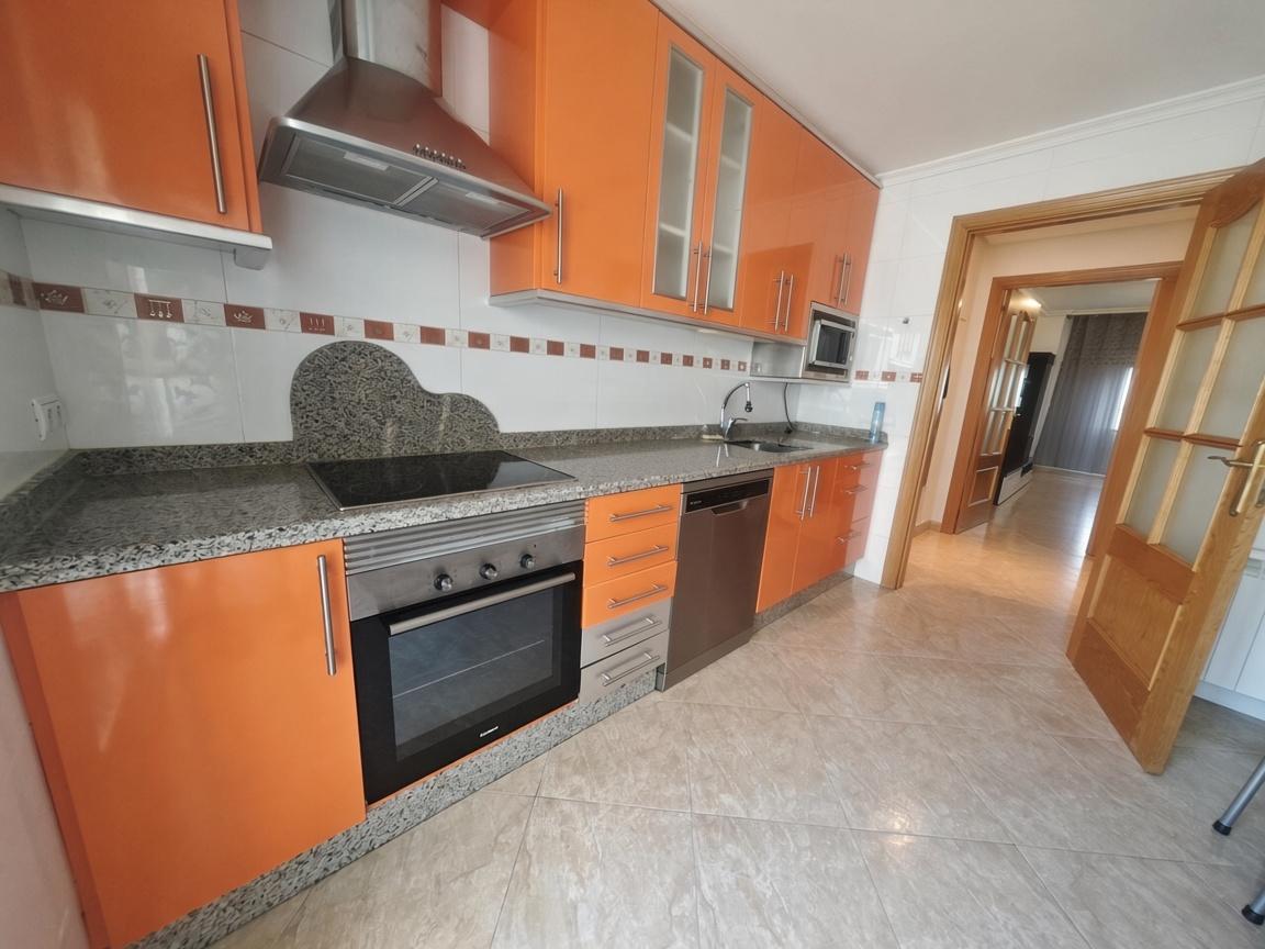 Piso en Avenida de Alemania, plasencia, Cáceres de 118 m2