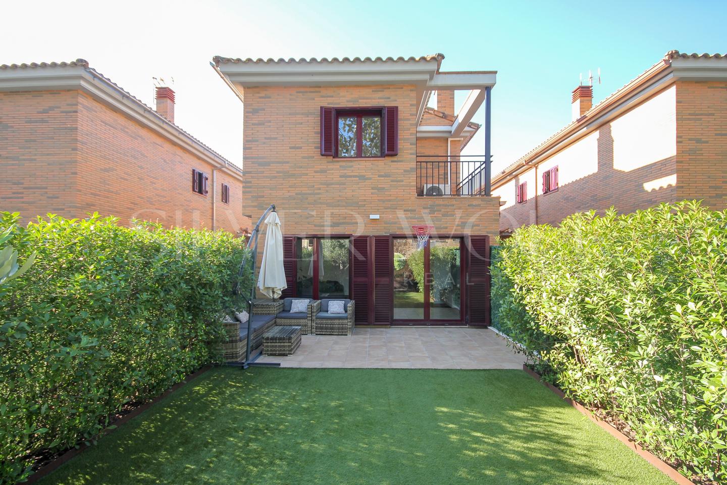 Casa / chalet en Camí Ral, Begues, Barcelona de 284 m2