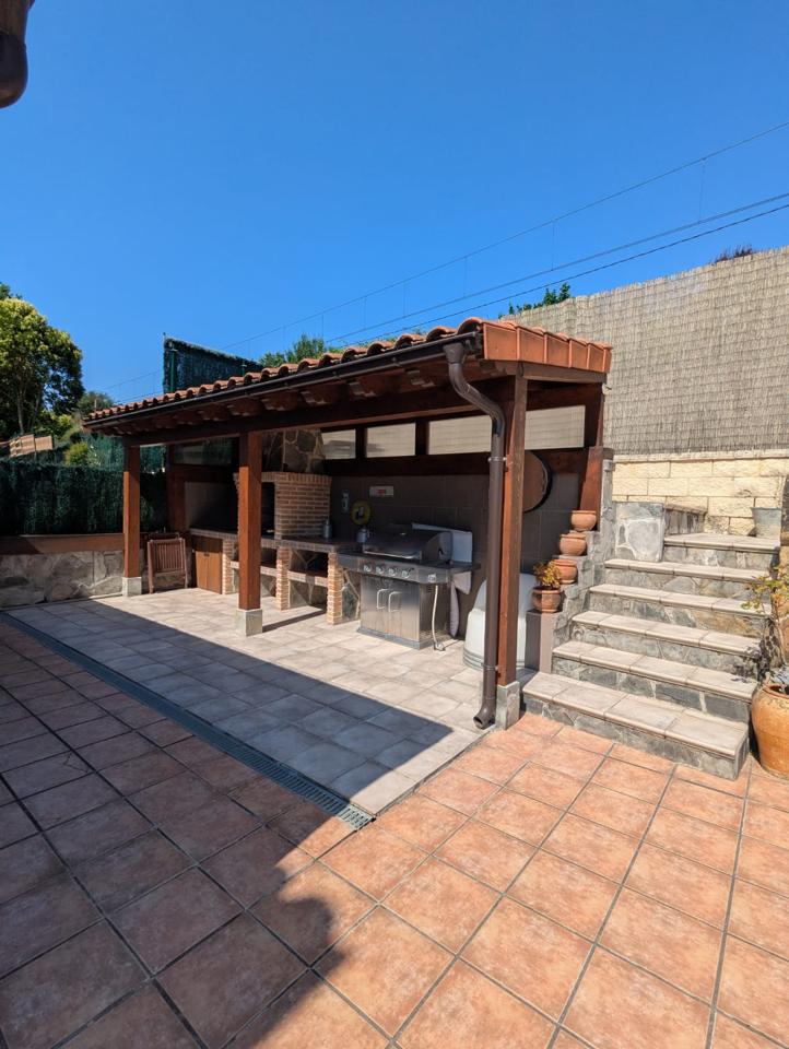 casa--chalet en amorebieta · aita-roman-urtiaga-48340 649000€