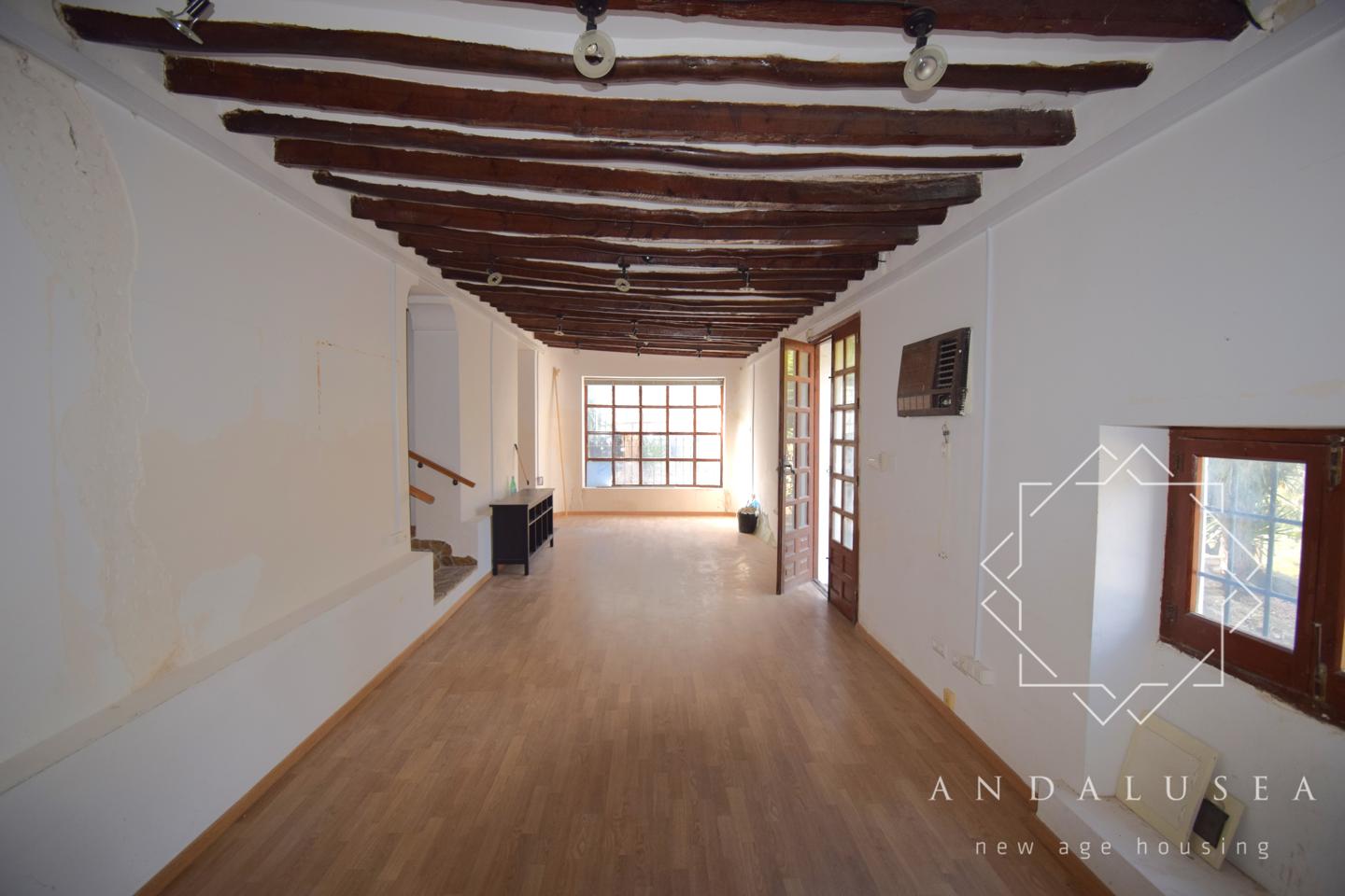 Local AL-5103, Turre