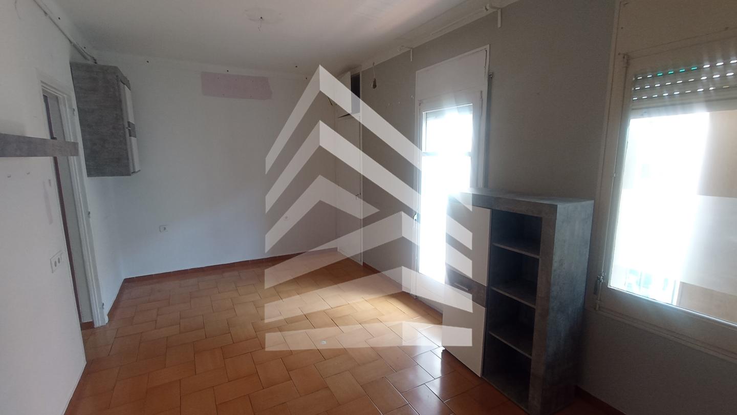 pisos en barcelona · navas 306000€