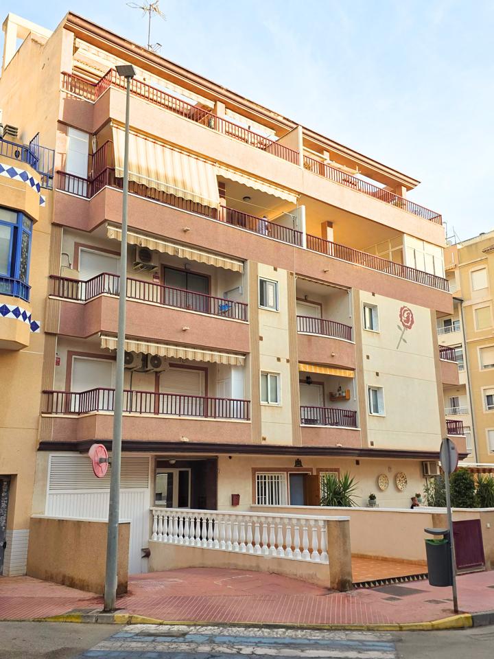 Piso en Carrer Sanchis Guarner 7, Guardamar del Segura, Alicante de 56 m2