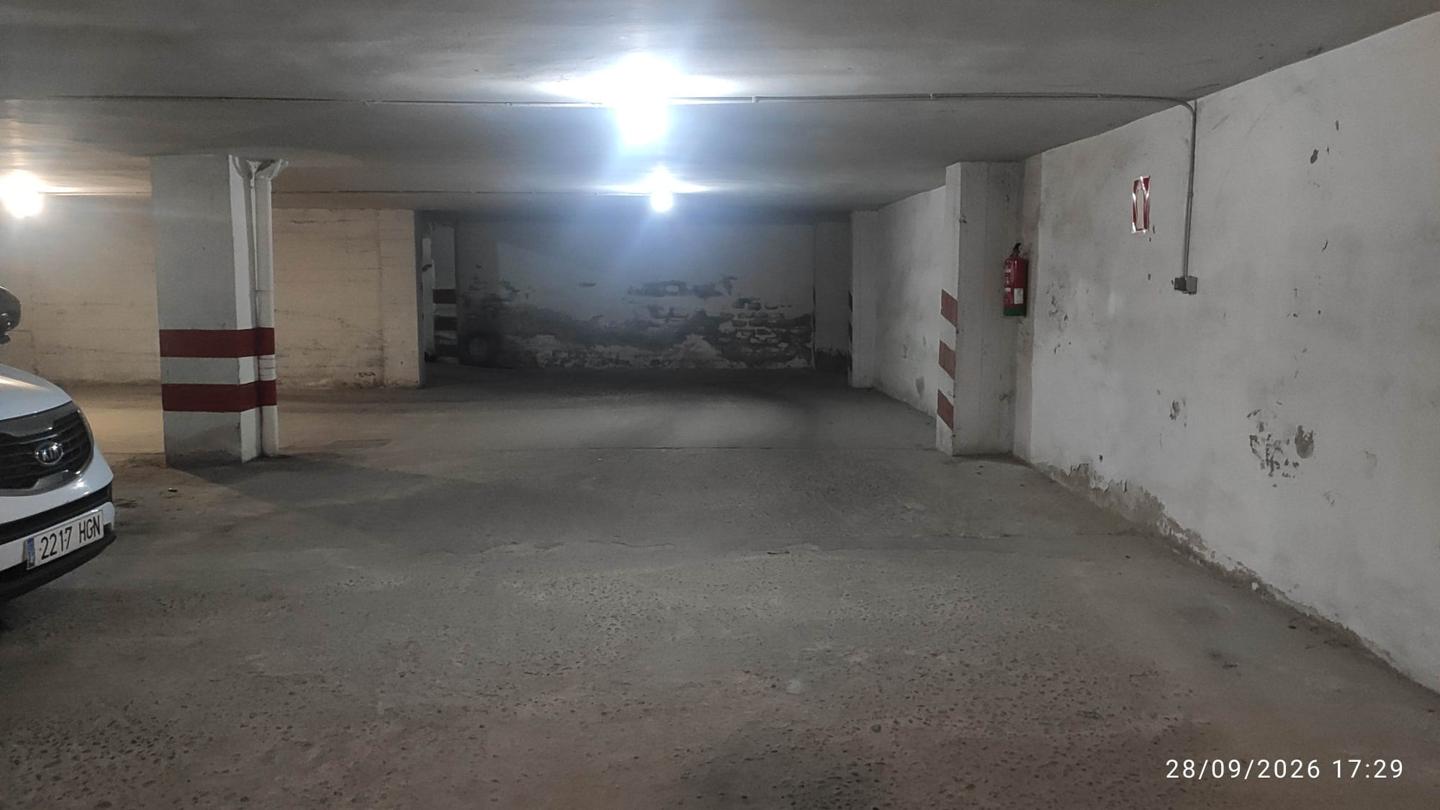 Plaza de parking en Calle de San Marcos, Plasencia, Cáceres de 12 m2