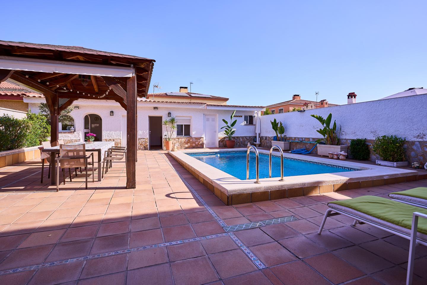 Casa / chalet en Paseo de los Álamos, San Vicente del Raspeig, Alicante de 204 m2