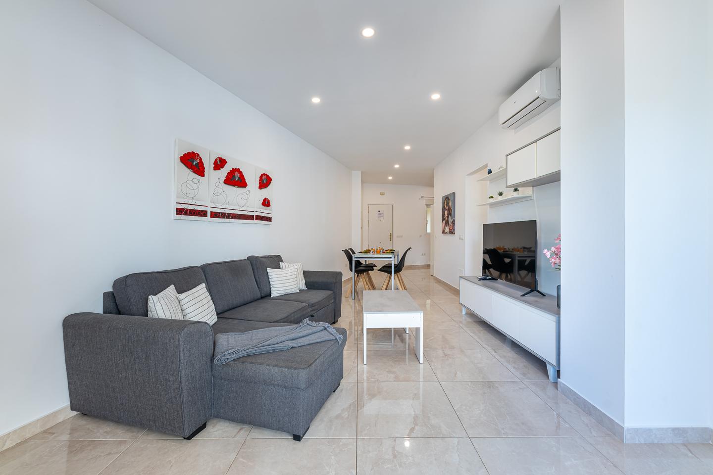Piso en Avenida del Puerto Deportivo 1, Benalmádena, Málaga de 52 m2