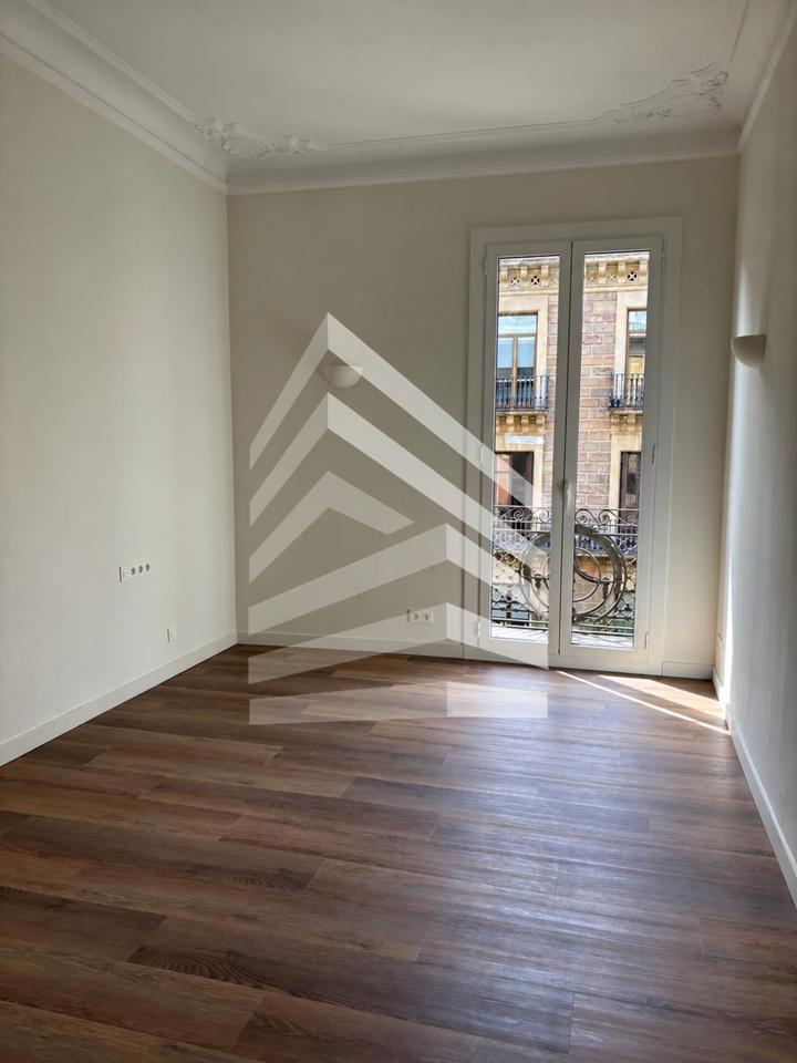 pisos en barcelona · carrer-de-bailen-08010 1750000€
