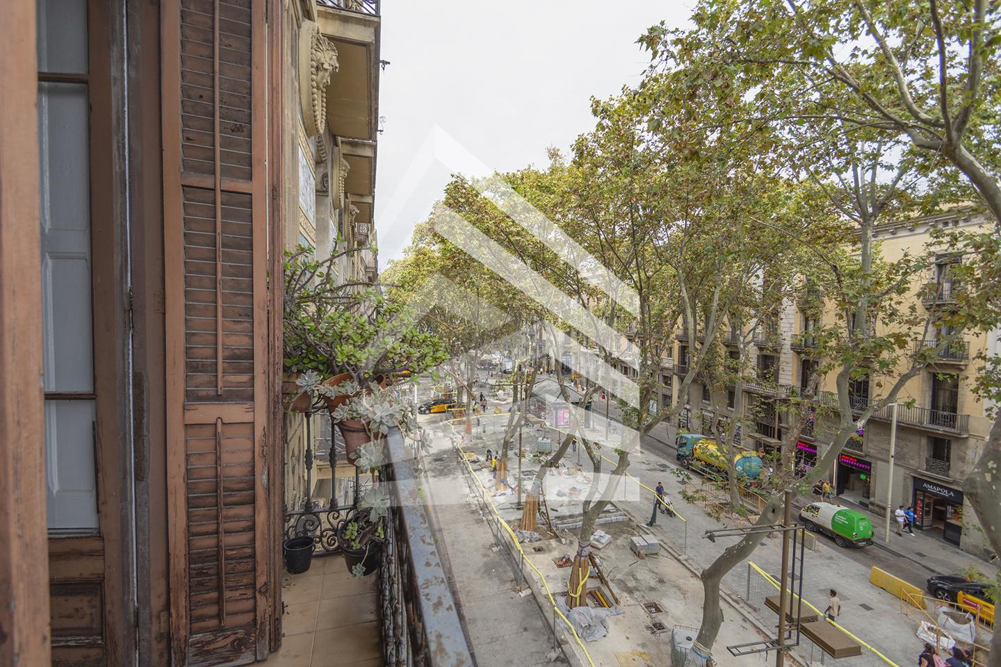 pisos en barcelona · la-rambla-08002 950000€