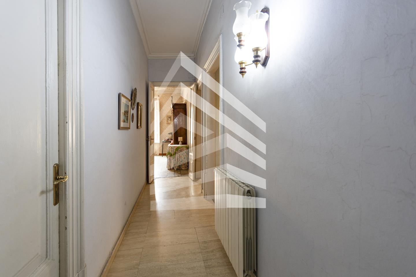 pisos en barcelona · la-rambla-08002 950000€