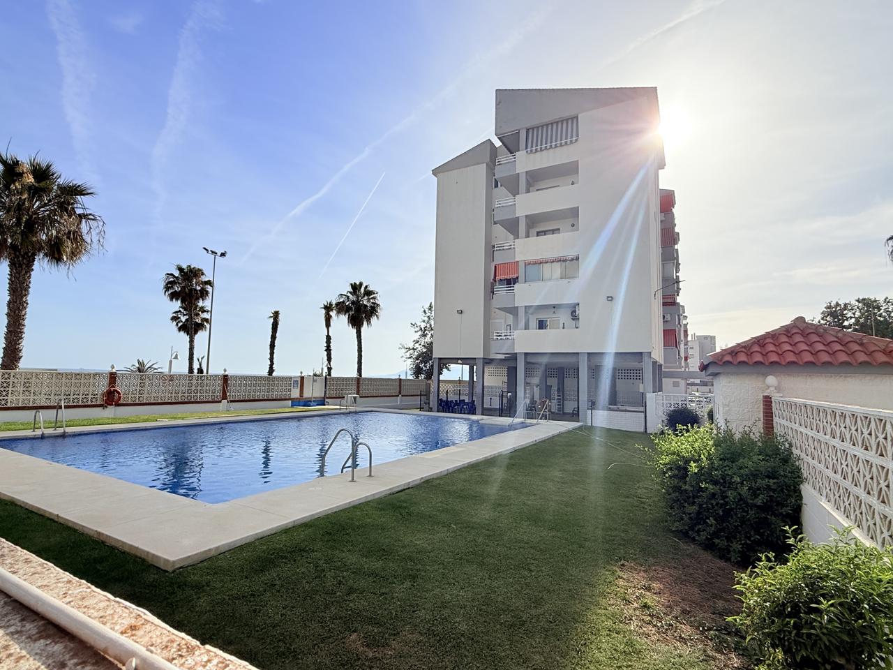 Piso en Avenida del Mediterráneo, Rincón de la Victoria, Málaga de 56 m2
