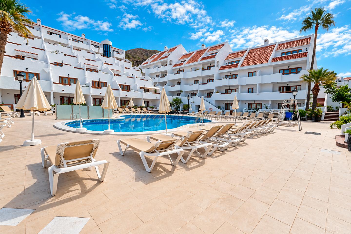 Piso en Calle Rodeo, Los Cristianos, Santa Cruz de Tenerife de 90 m2