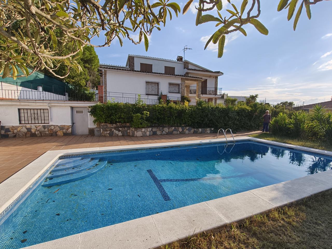 Casa / chalet en Carrer Petúnia, Vidreres, Girona de 292 m2
