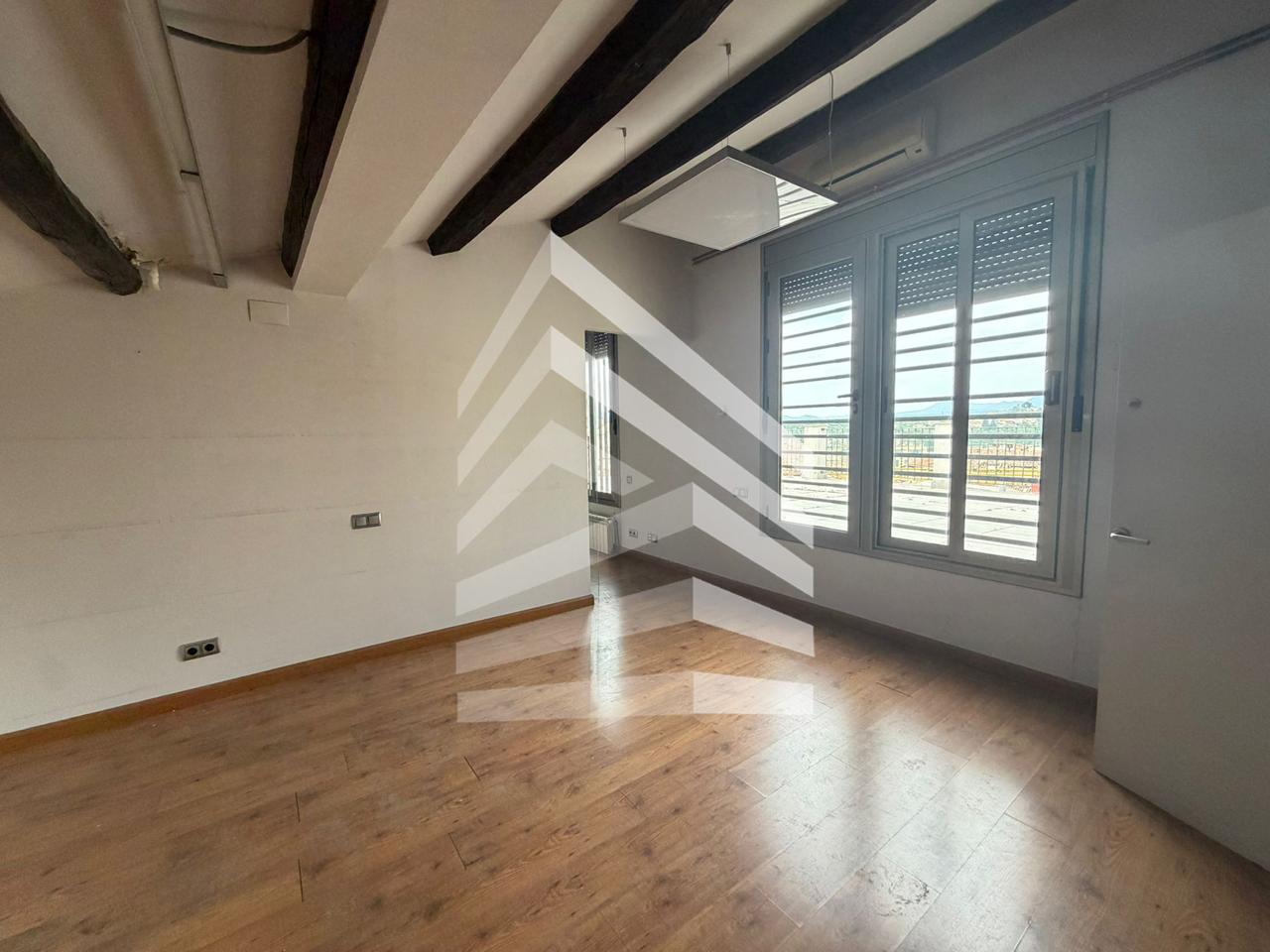 atico en manresa · placa-de-fius-i-pala-08241 188000€