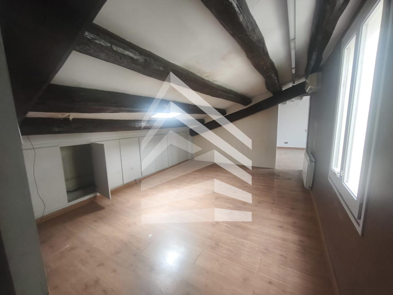 atico en manresa · placa-de-fius-i-pala-08241 188000€