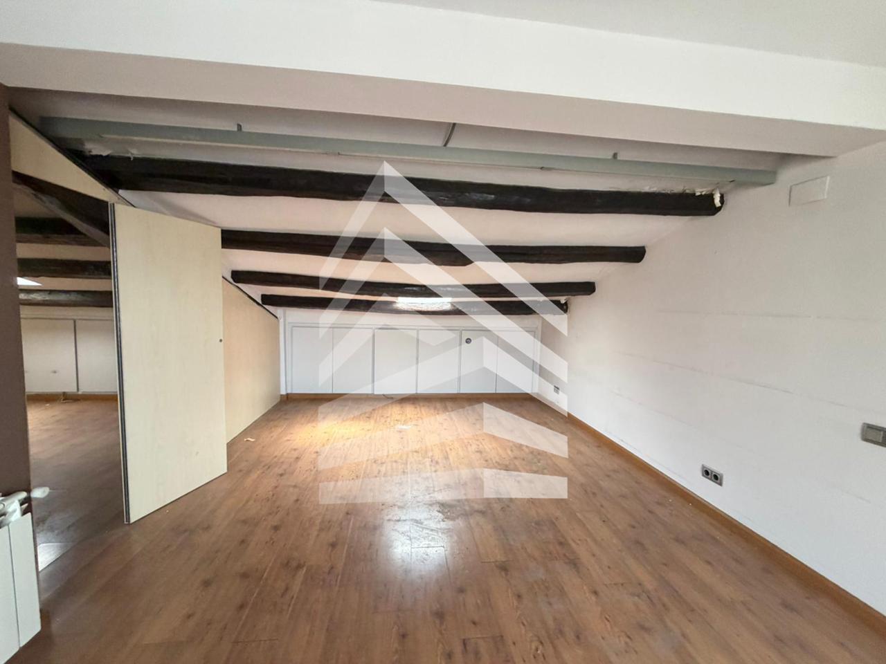 atico en manresa · placa-de-fius-i-pala-08241 188000€