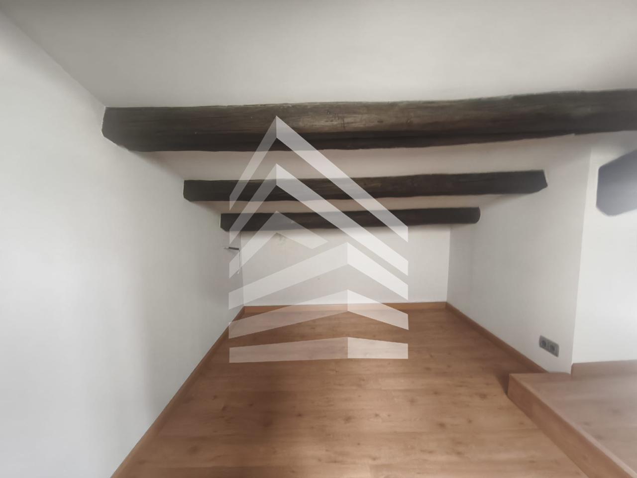 atico en manresa · placa-de-fius-i-pala-08241 188000€