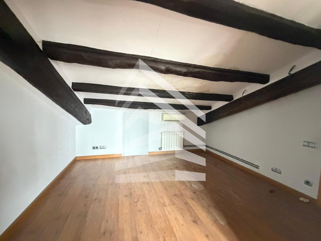 atico en manresa · placa-de-fius-i-pala-08241 188000€