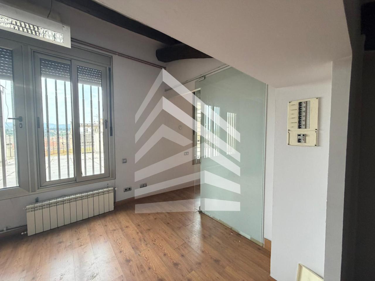 atico en manresa · placa-de-fius-i-pala-08241 188000€