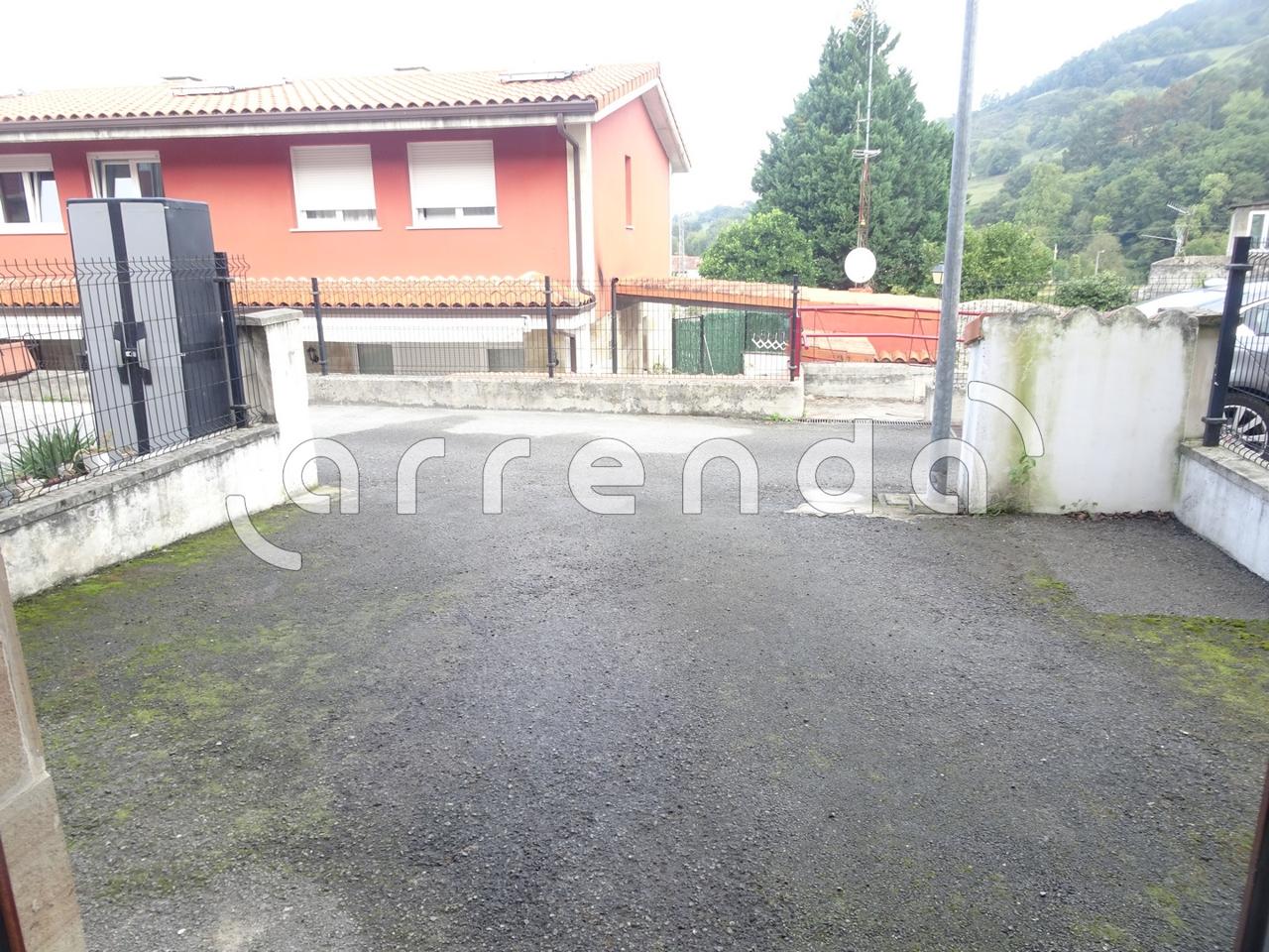 Vista 3 de 32 de la Casa / chalet en alquiler en Lloreda – Ref. ARS2830