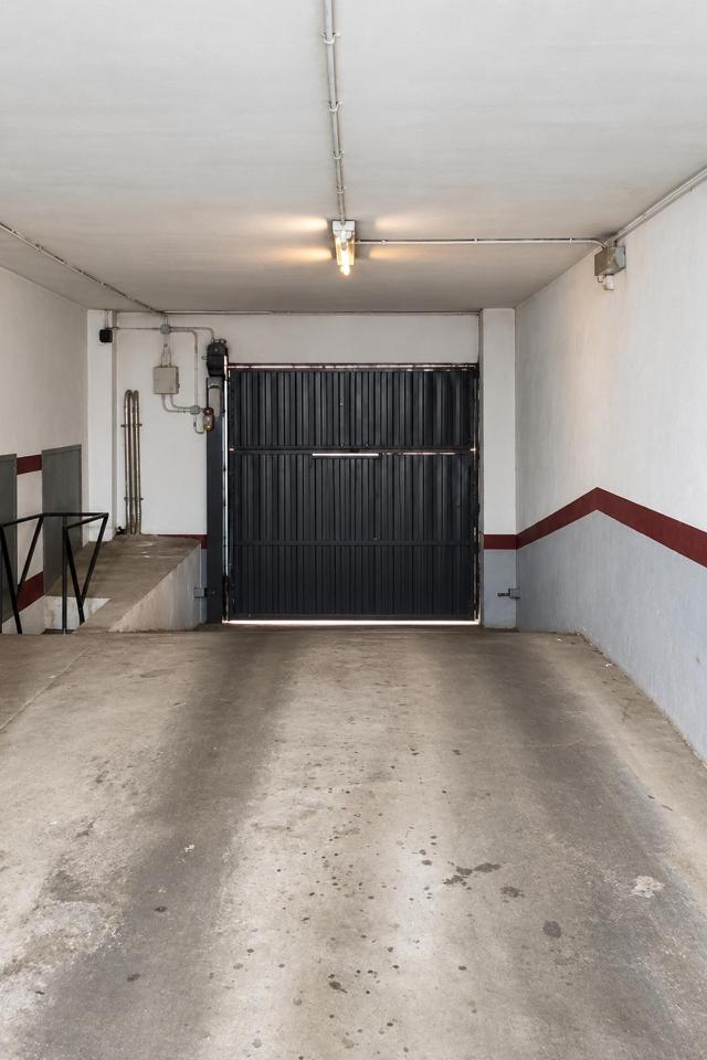 Plaza de parking en Calle Diego María Crehuet, Cáceres, Cáceres de 15 m2