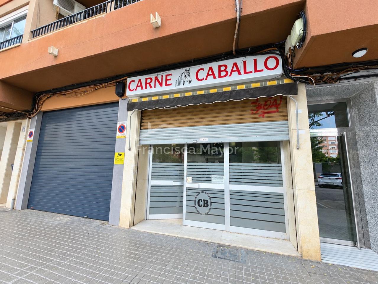 Local en Carrer del Pintor Ferrer Calatayud, València, Valencia de 135 m2