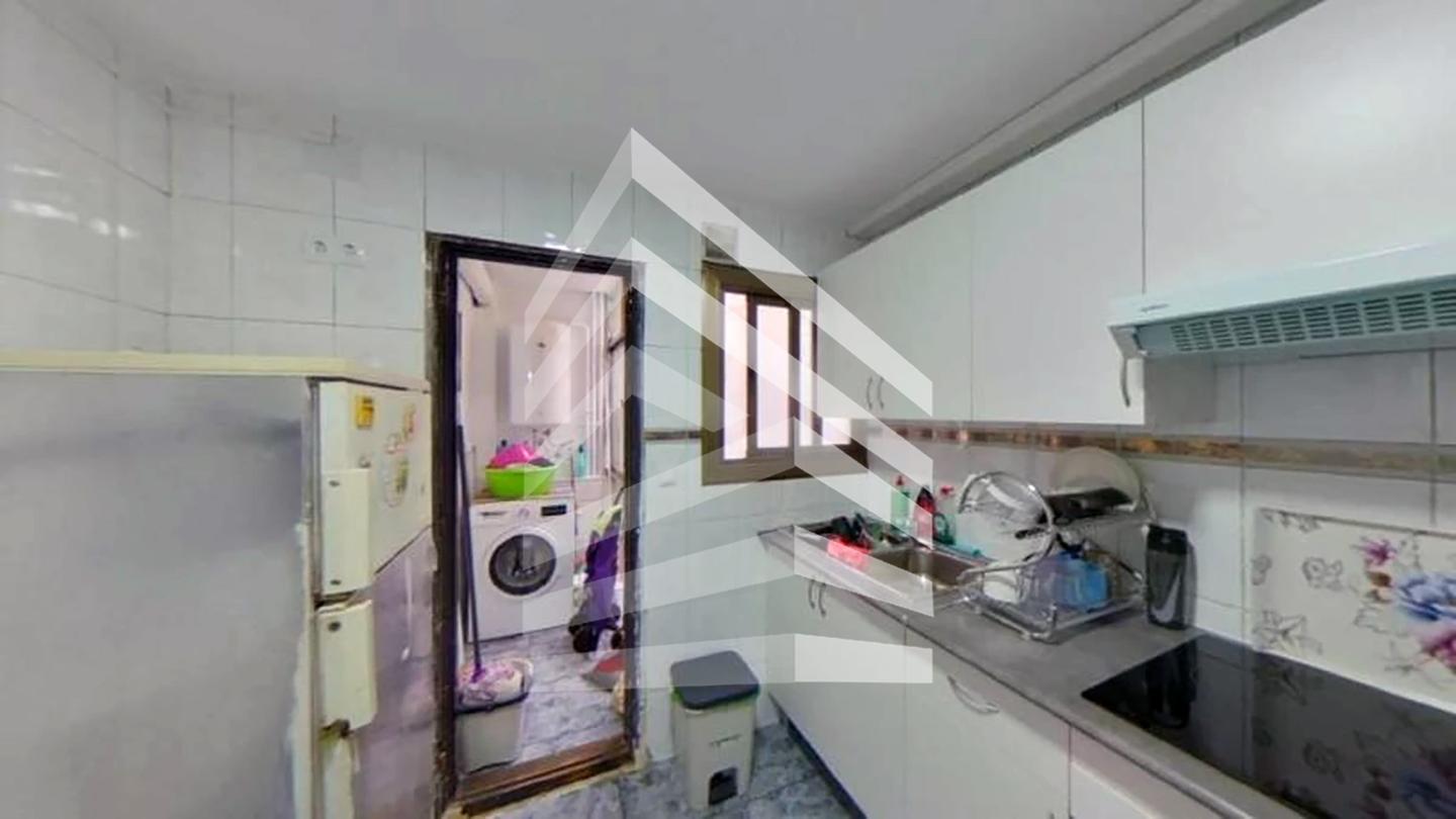 pisos en santa-coloma-de-gramenet · carrer-de-roger-de-lluria-08923 115000€