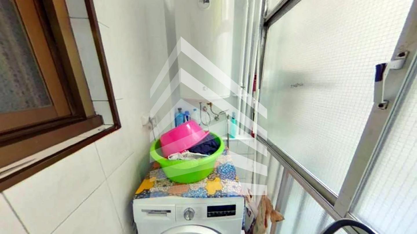 pisos en santa-coloma-de-gramenet · carrer-de-roger-de-lluria-08923 115000€