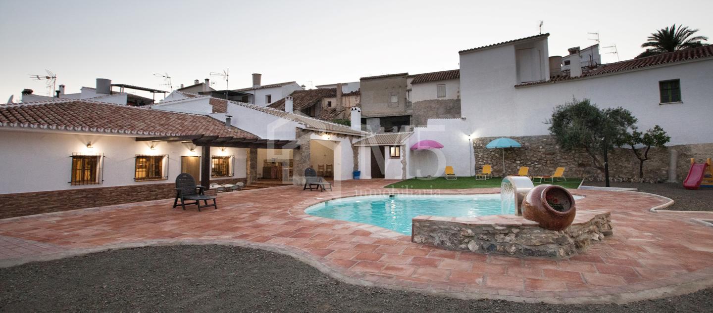 Casa rústica en Mondrón, Málaga de 160 m2