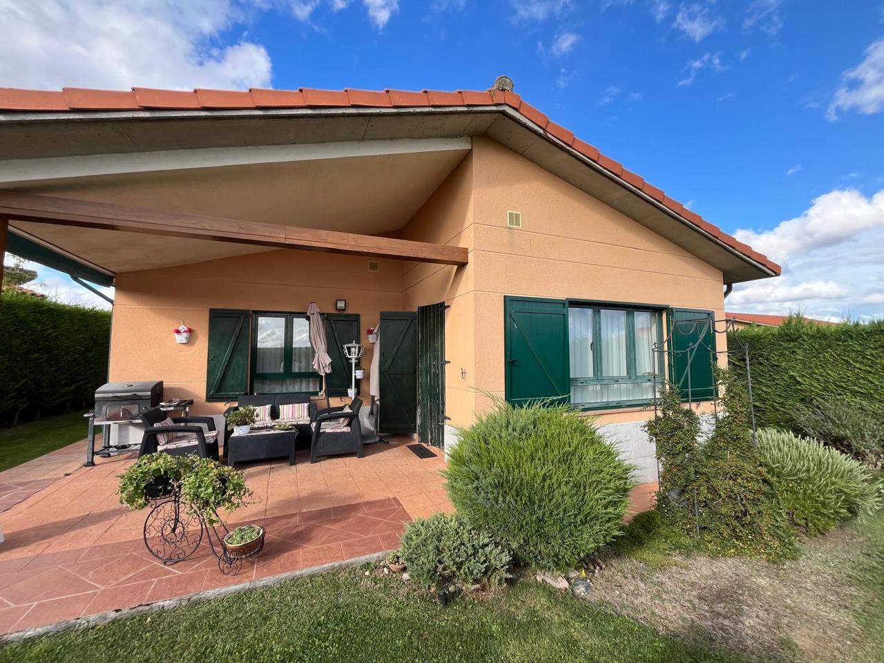 Casa / chalet en LAS NAVAS, Rioseras, Burgos de 95 m2