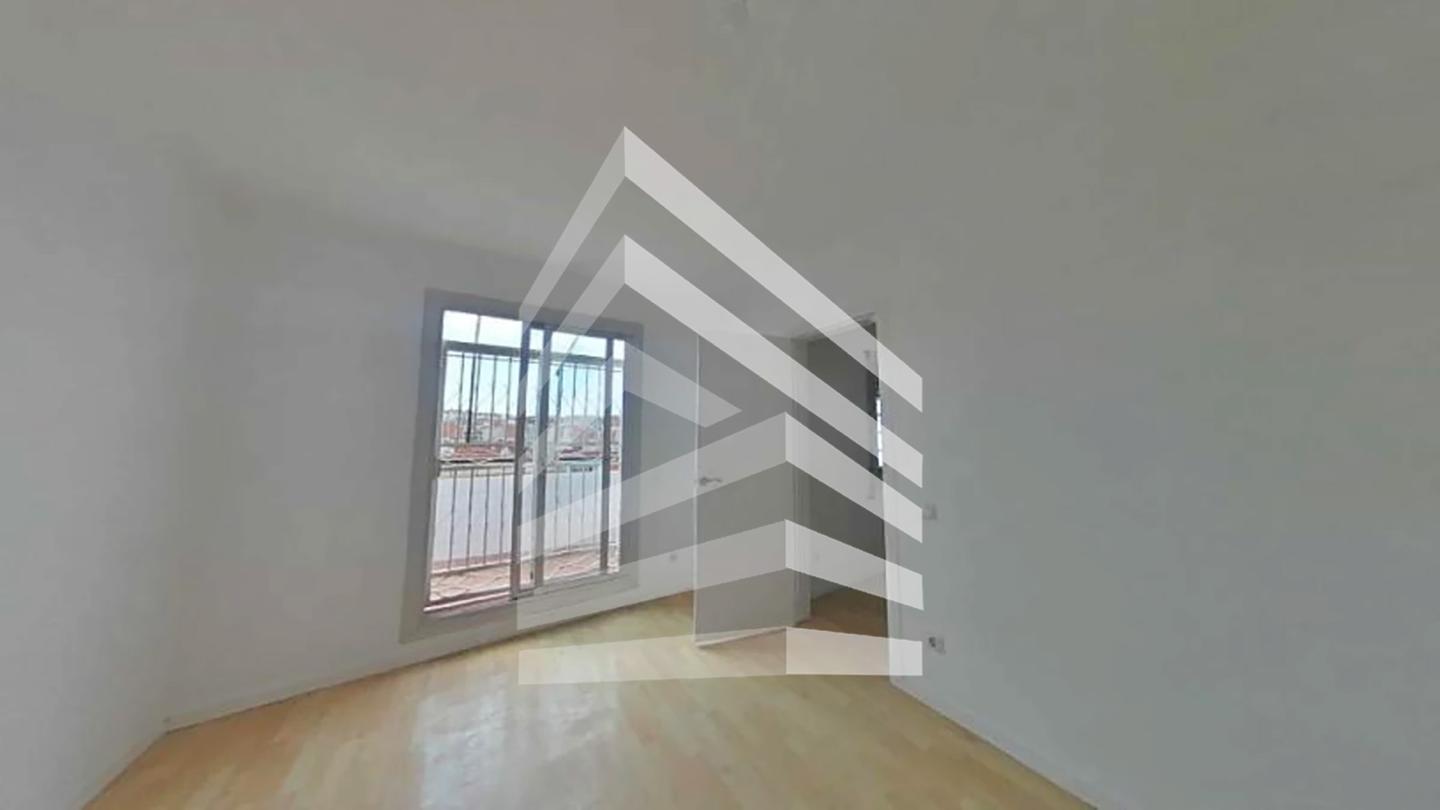 atico en santa-coloma-de-gramenet · carrer-de-mila-i-fontanals-08922 103755€
